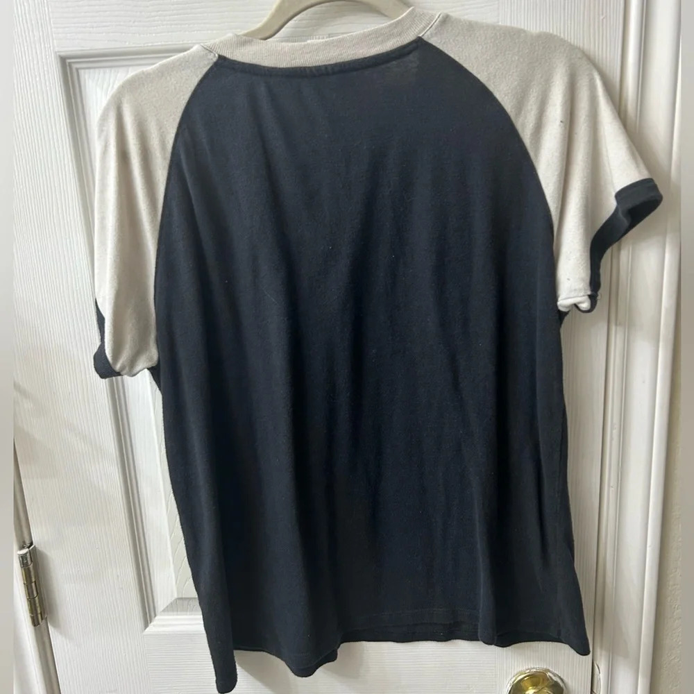 Atari‎ Women’s Short Sleeve Shirt - Picture 2 of 2